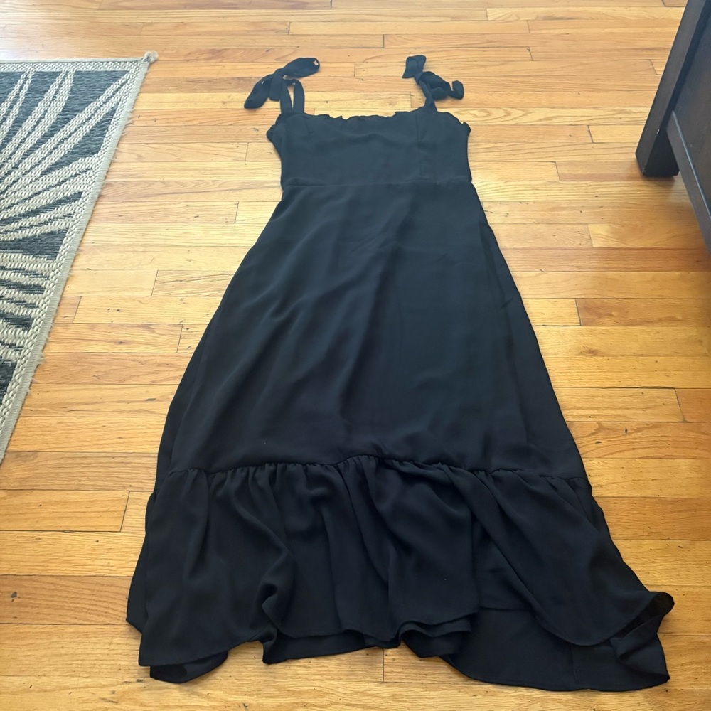 Tie-Shoulder Black Midi Dress with Ruffle Hem